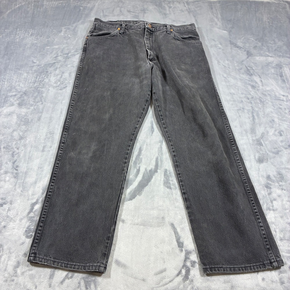VTG Wrangler Jeans Mens 34x30 Black Faded Straight Leg Denim Pants Made in USA